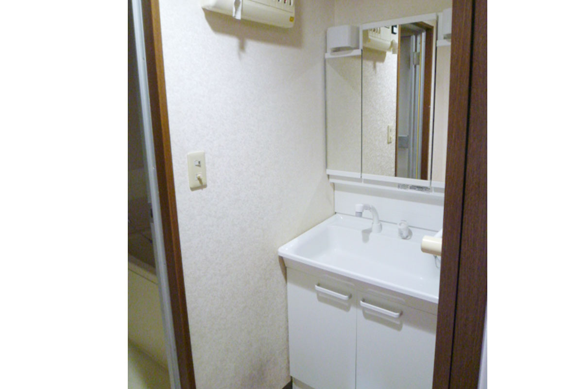 リノベーション事例 施工前 洗面所