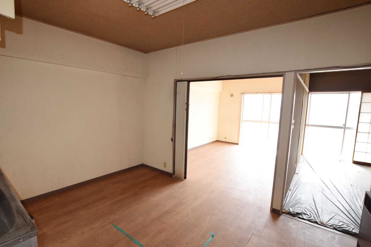 リノベーション事例　施工前　リビング