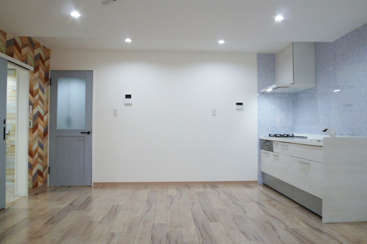 リノベーション事例　施工後　リビングダイニング