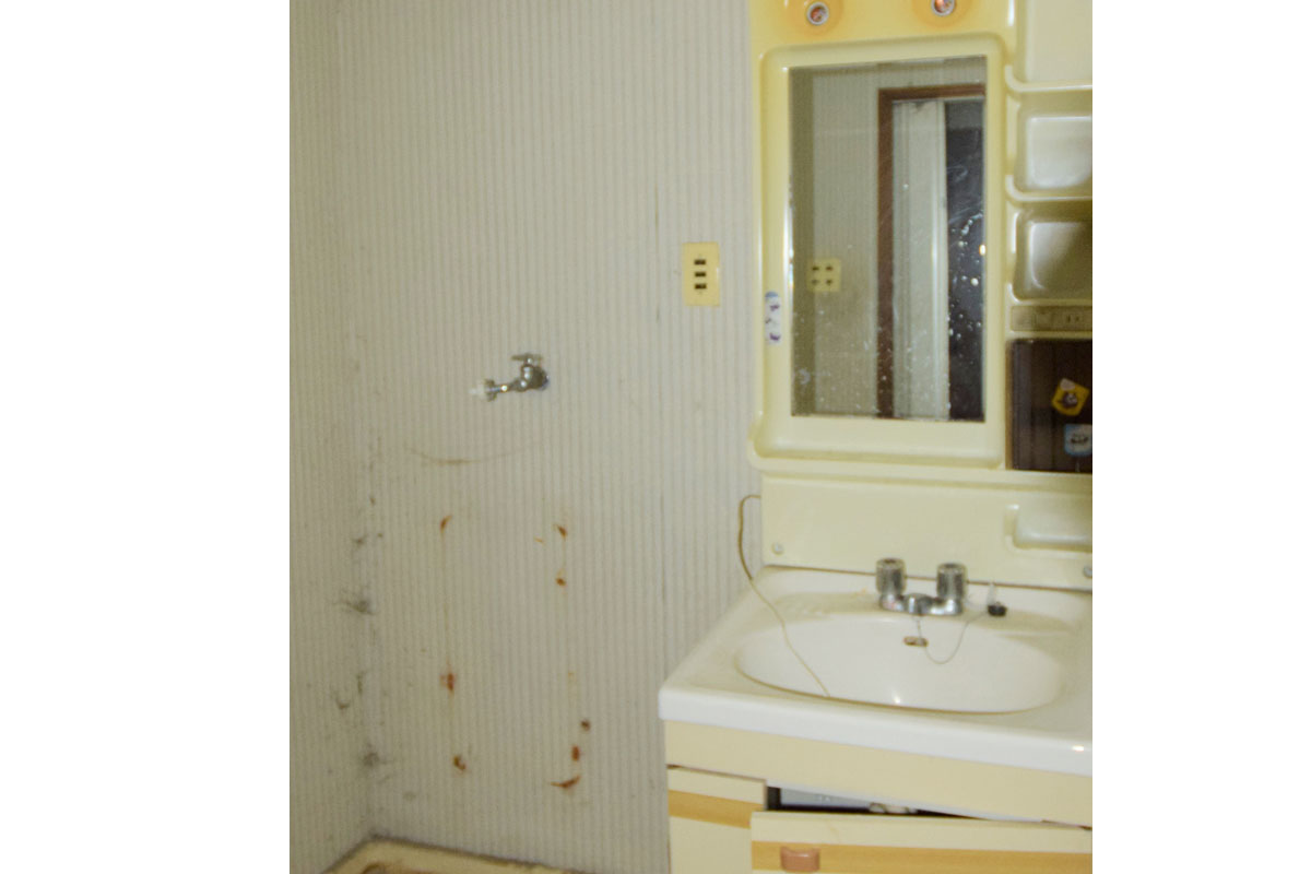 リノベーション事例　施工前　洗面所