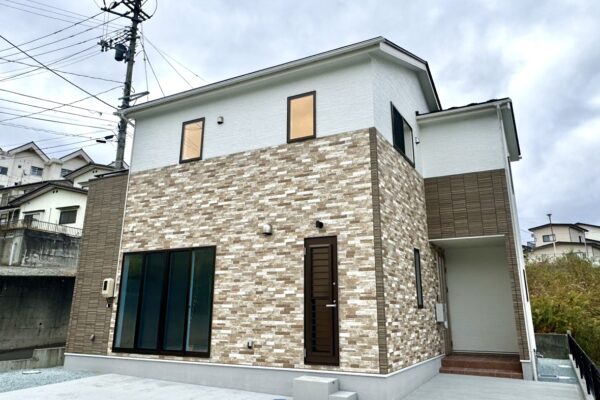 塩竈市母子沢町　B棟