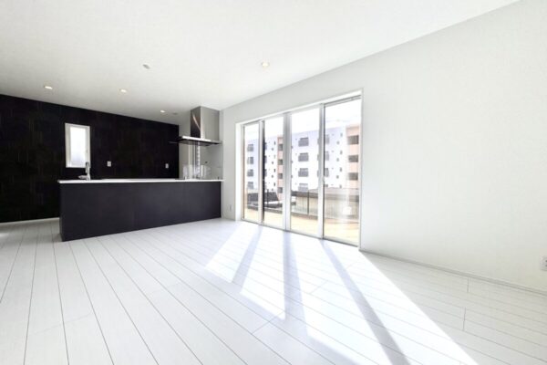 仙台市青葉区高松　B棟